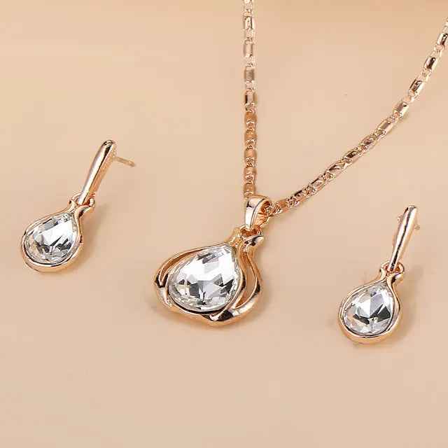 Water Drop Shape Pendant Necklace