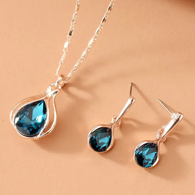 Water Drop Shape Pendant Necklace