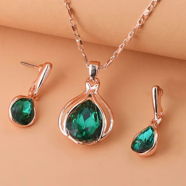 Water Drop Shape Pendant Necklace